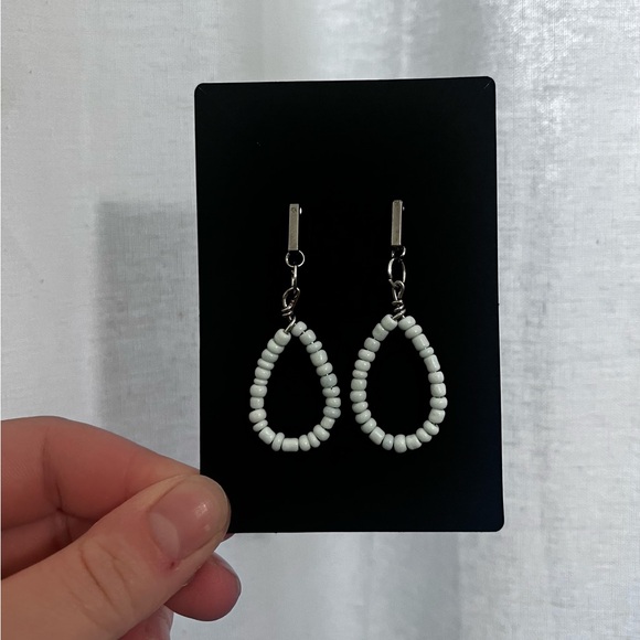 Hand crafted glass seed bead earrings. - Picture 2 of 2